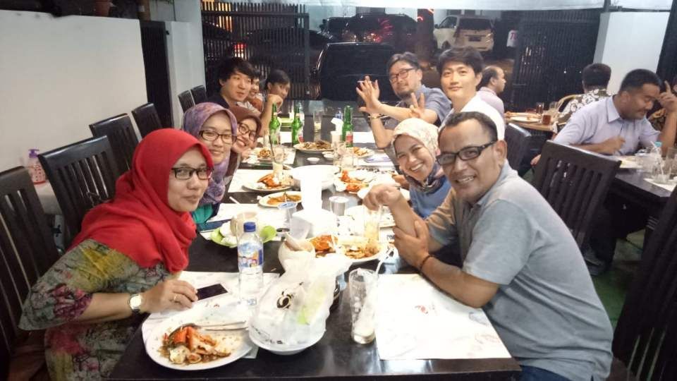 Kebersamaan tim HIT Global